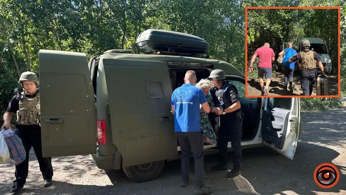 Щоденно обстрілюють: поліція закликає місцевих евакуюватися з прифронтових селищ Дніпропетровської області