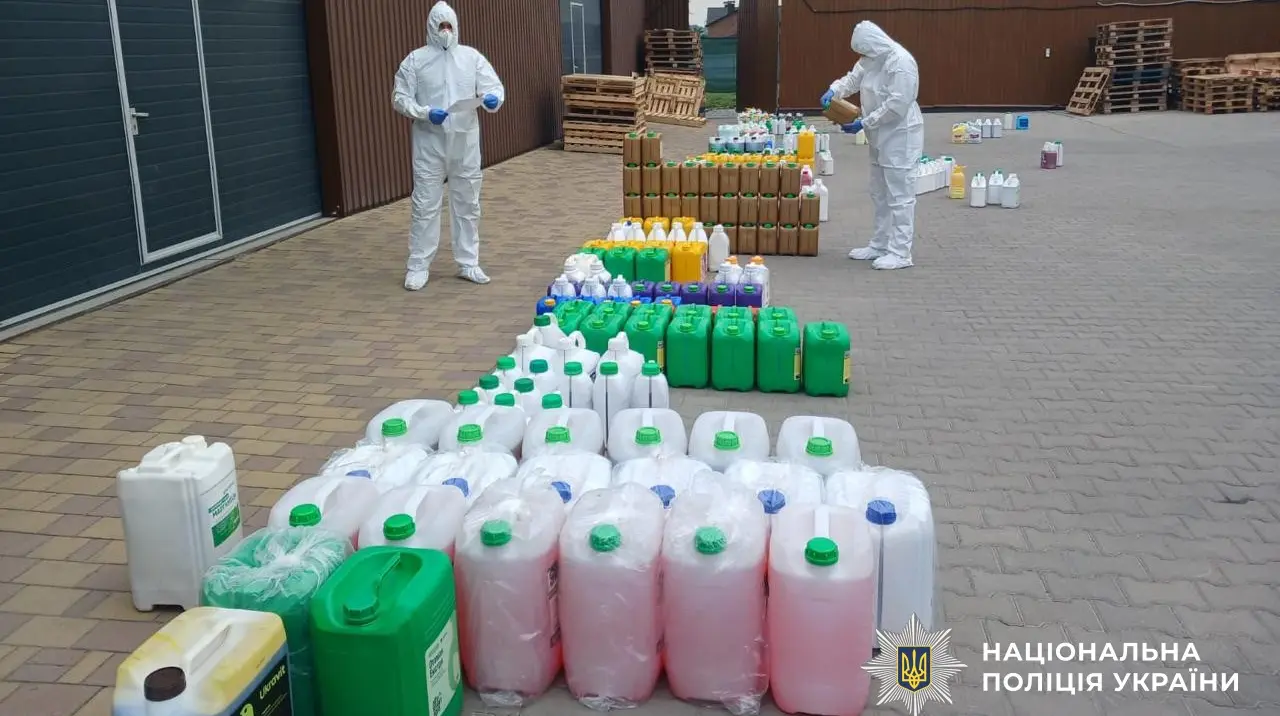 В Україні викрили масштабне виробництво підробок агрохімії під виглядом товарів відомих брендів
