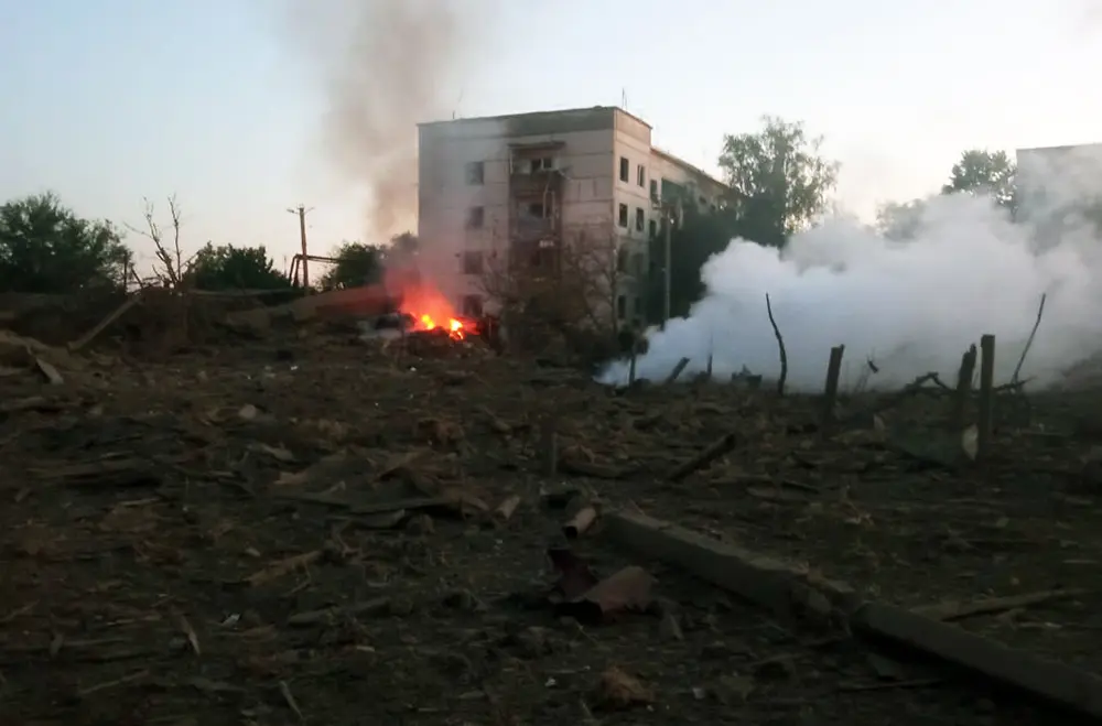 Росіяни б’ють авіабомбами та дронами по Боровій на Харківщині