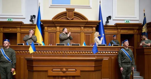 Скільки нардепів фігурувало у справах НАБУ і як вони проголосували за скандальний закон