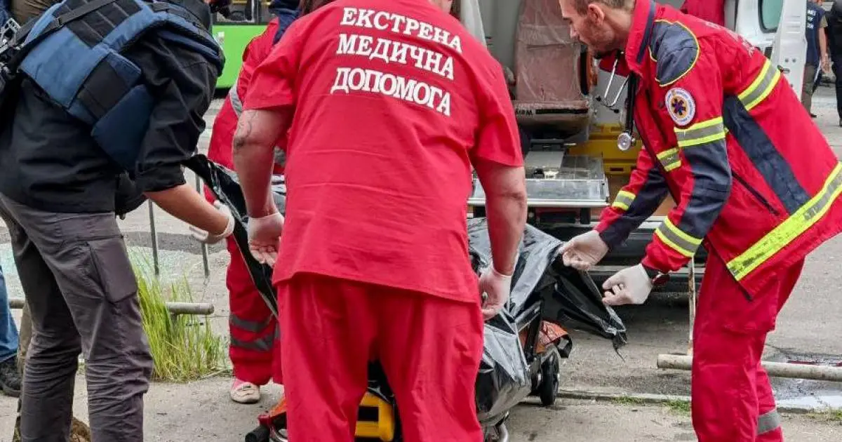 У Харківській області ворожий дрон поранив чоловіка