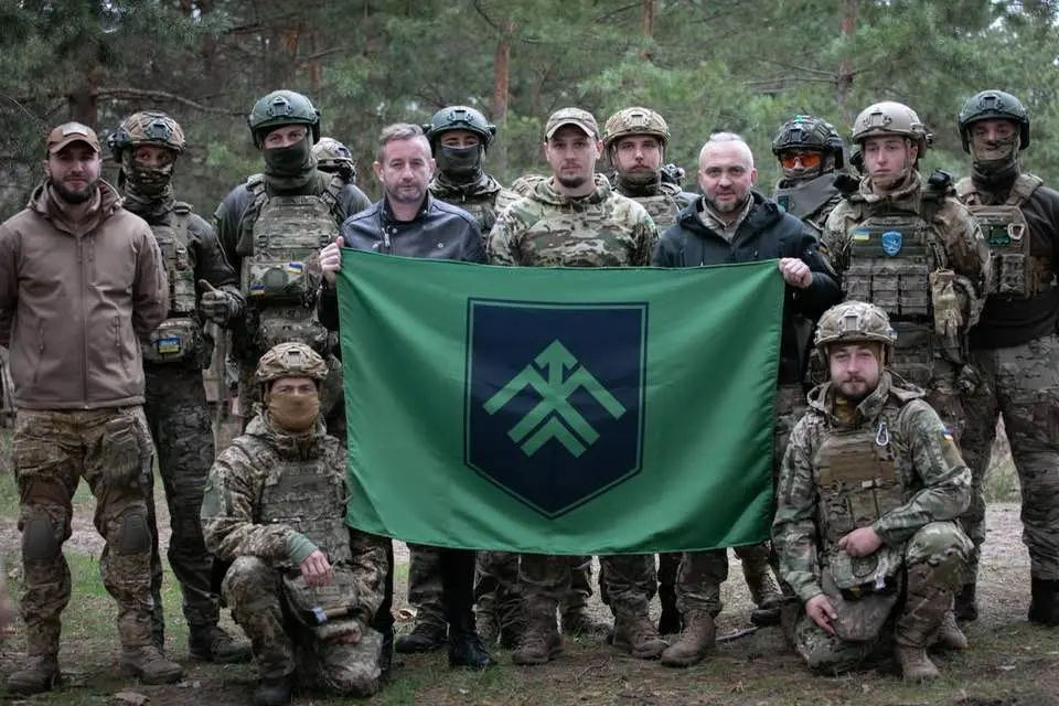 “Хартія” VS мерія Харкова: що сталося з графіті на підтримку бригади