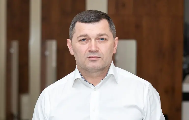 Кличко підписав рішення депутатів про відсторонення першого заступника КМДА Поворозника від виконання обовʼязків