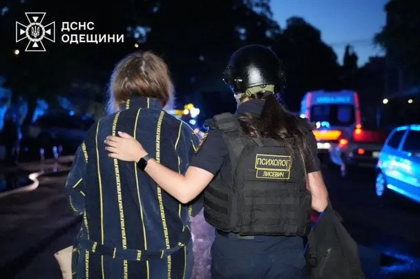 Удар РФ по Одесі та наслідки вибухів під Житомиром: головні новини ночі 3 липня 2025 року