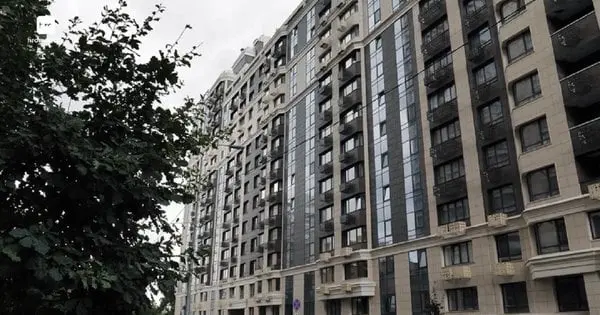 Теща полковника СБУ купила у київському ЖК пентхаус та паркомісце за 16 млн грн