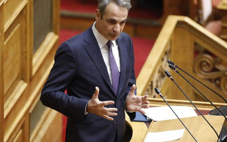Греція призупиняє надання притулку мігрантам з Північної Африки