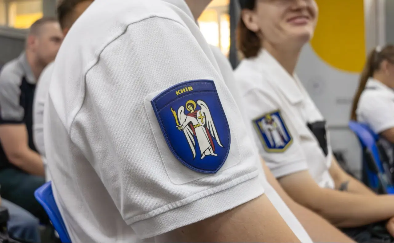 Для безпеки та ефективності столичні інспектори з благоустрою працюватимуть із бодікамерами