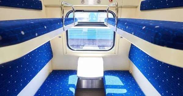 «Укрзалізниця» збільшила кількість маршрутів із жіночими купе