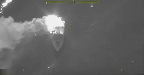 ВМС України знищили російський катер з десантом