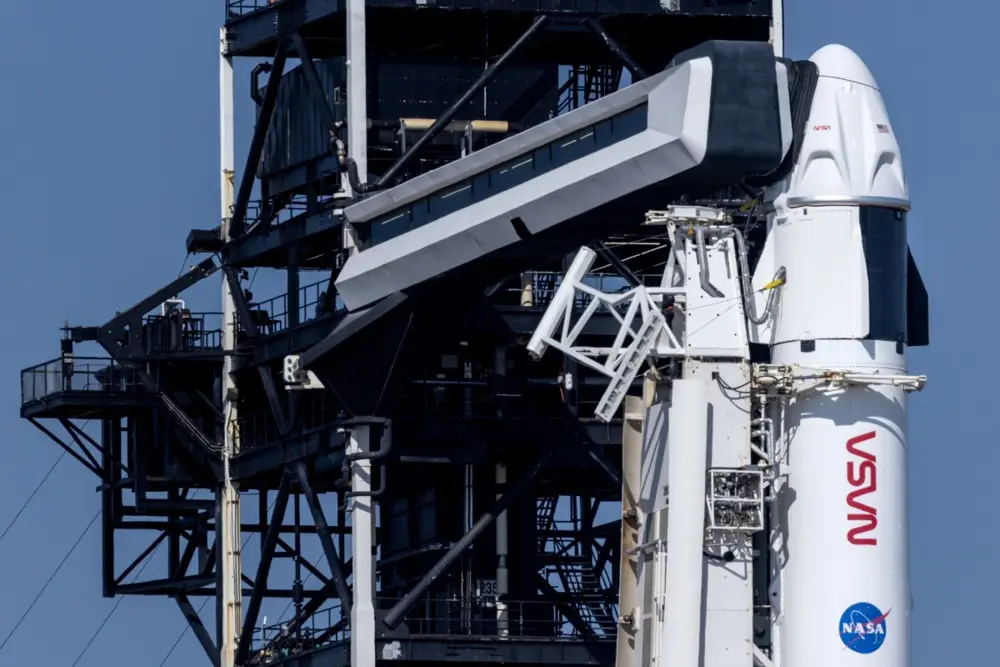 На фоне спора Трампа с Маском NASA и Пентагон ищут, чем заменить SpaceX – WP