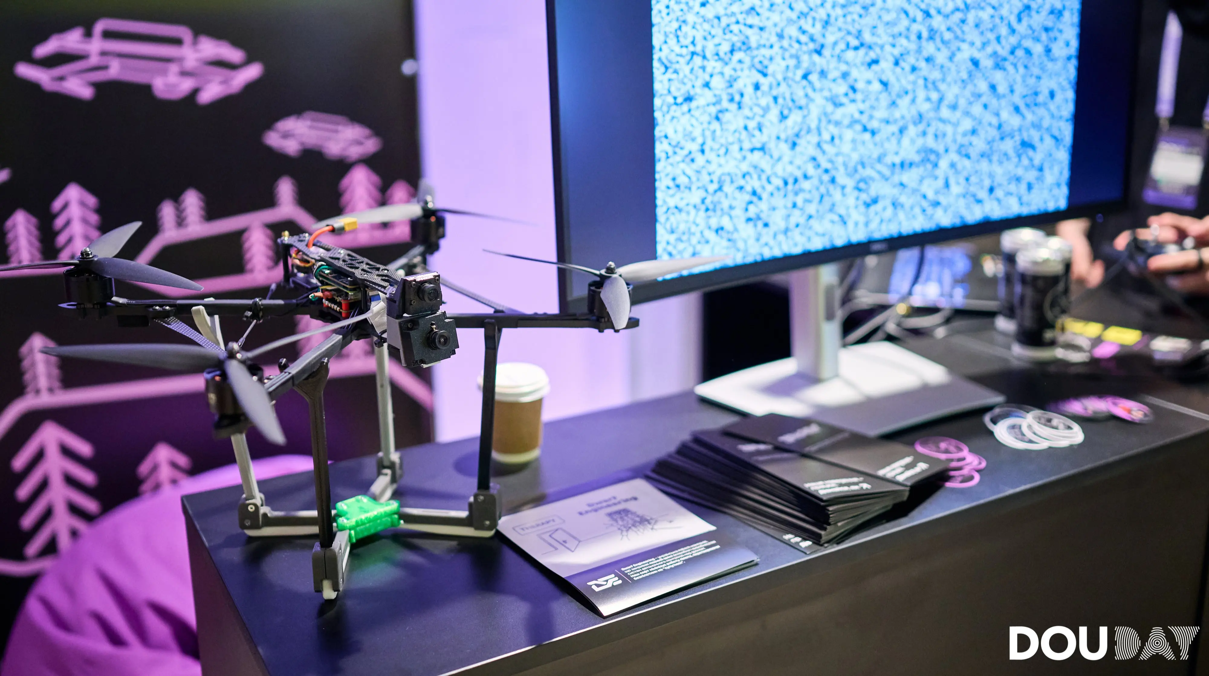 Українська Dwarf Engineering презентувала універсальний модуль автонаведення на FPV-дрони