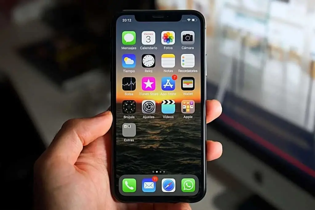 Чому ваш iOS-додаток не утримує користувачів: помилки UX і як їх уникнути