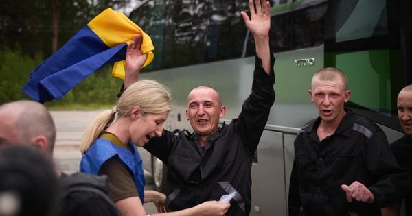 Україна повернула ще 303 захисників з російського полону
