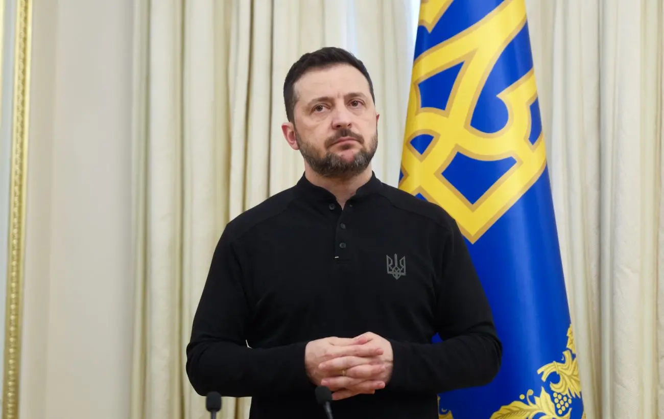 Зеленський ввів нові санкції: у списку утікачі Дмитрук та Онищенко