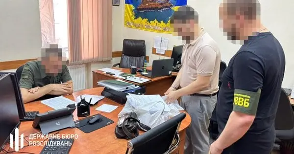 У Києві полковник ДПСУ за хабар намагався уникнути переведення на фронт