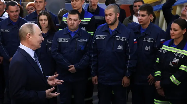 У Росії зросла кількість компаній, які планують звільнення працівників