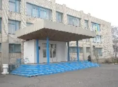 На Вінниччині підприємець незаконно орендував майно ліцею, щоб ремонтувати телефони