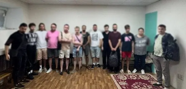 Вечірка у гей-клубі Києва в День жалоби: порушників доправили до ТЦК