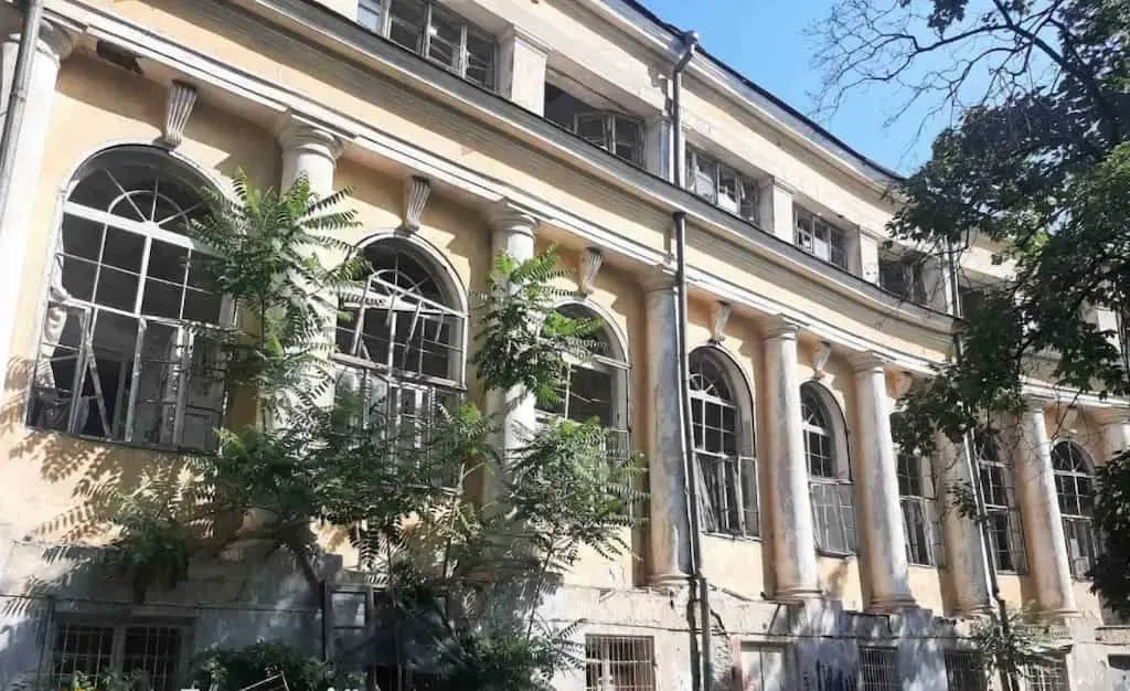 В Одесі від обстрілу постраждали інфекційна лікарня та педуніверситет