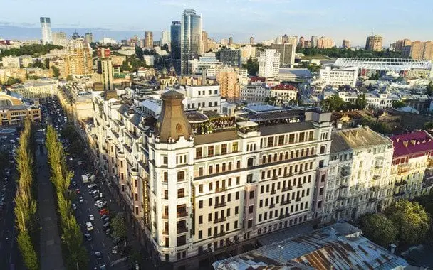 Російські олігархи через партнерів відкривають казино у центрі Києва: що відомо