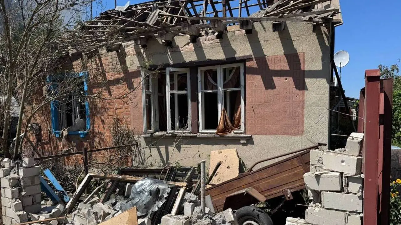 Кількість постраждалих від атаки дронами по Златополю на Харківщині зросла до десяти 