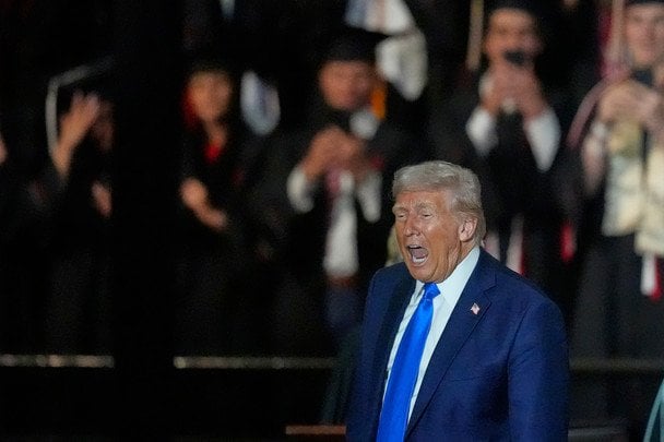Трамп назвав умову, за якої запровадить "дуже жорсткі" санкції проти Москви