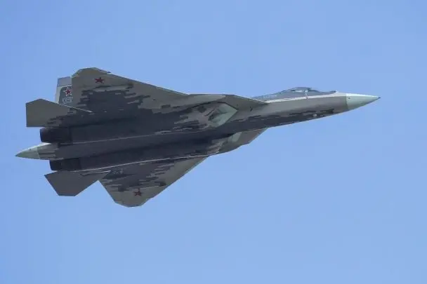 Українські військові попередили про активність ворожої тактичної авіації