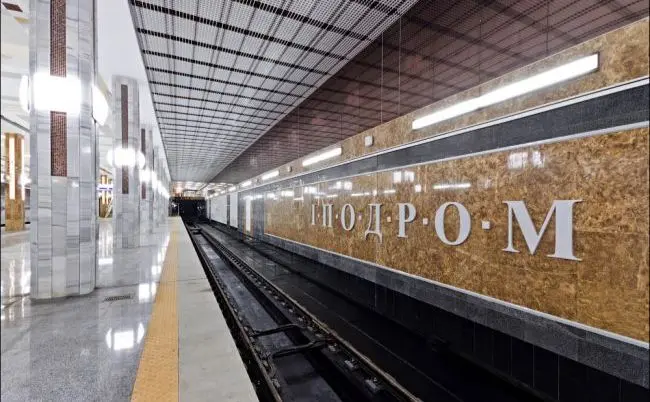 30 серпня відновить роботу другий вестибюль станції метро «Іподром»