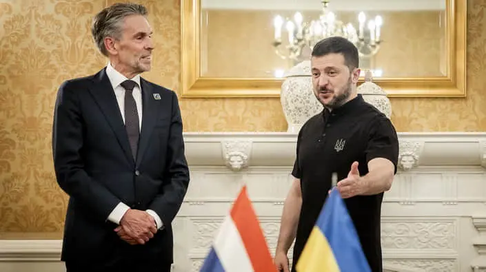 Втеча ультраправих: чому розвалився уряд у Нідерландах і що це означає для України