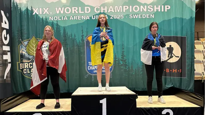 Українка Іванцова стала чемпіонка світу з настільного хокею