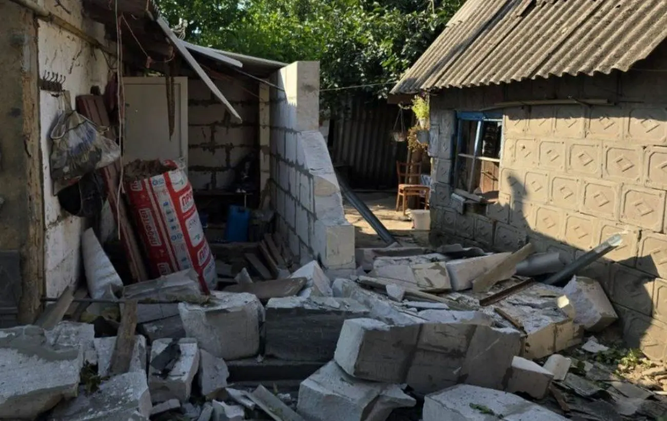 Ворожі дрони атакували Самар: постраждав молодий чоловік
