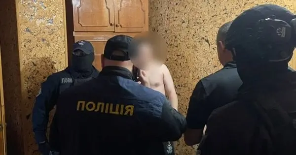 Шахраї з кол-центру у Чернівцях ошукали понад 300 громадян Казахстану на 70 млн грн