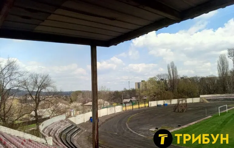 В окупованому Алчевську показали стадіон, на якому грали "Динамо" і "Шахтар"