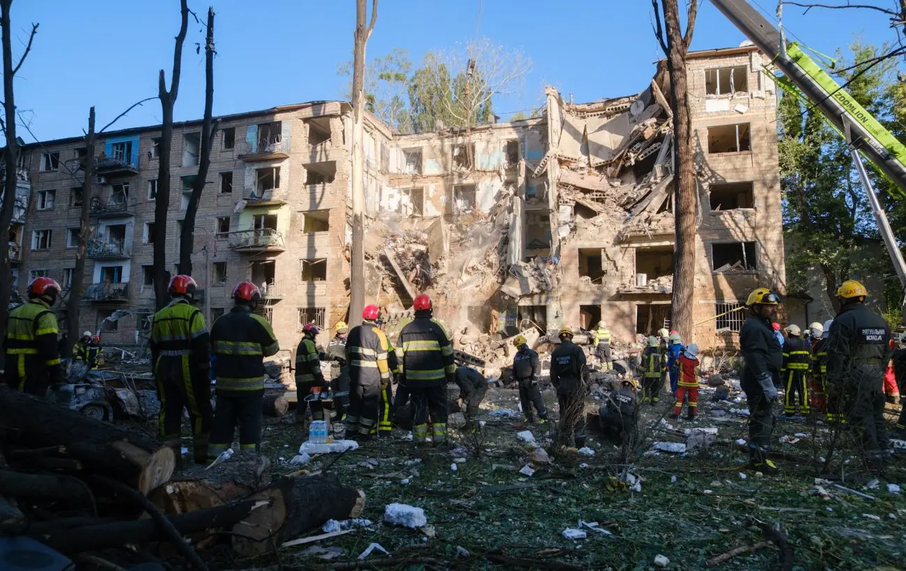 Росіяни цинічно поширюють фейк про загибель людей у Києві від "ракети ППО", - ЦПД