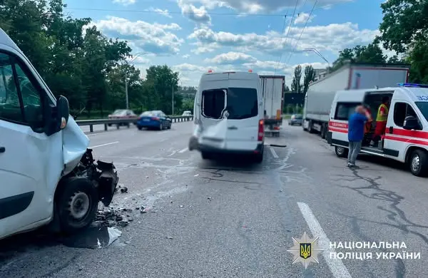 Четверо дітей постраждали в ДТП у Святошинському районі 
