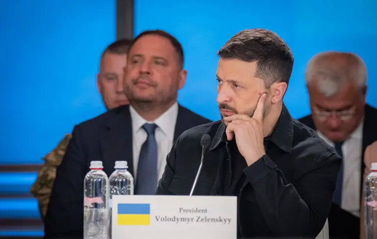 Україна розробляє дрони-перехоплювачі для захисту від російських атак по енергетиці – Зеленський