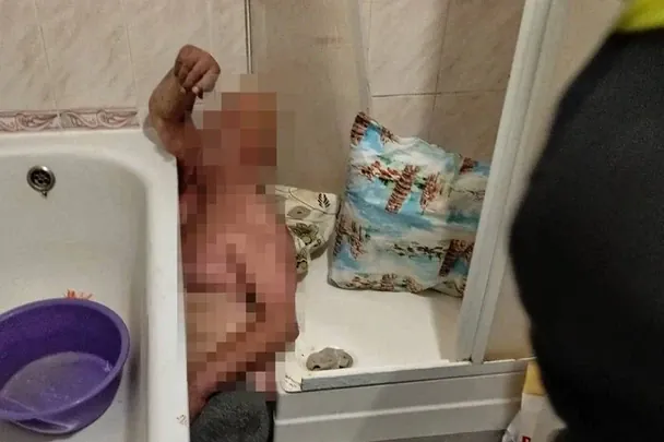На Львівщині чоловік став "в'язнем" ванної кімнати: курйозна історія від ДСНС