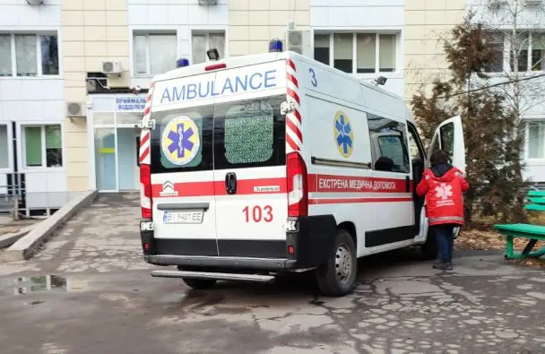 У Запорізькій області ворог влучив у пожежну частину — поранено багато рятувальників