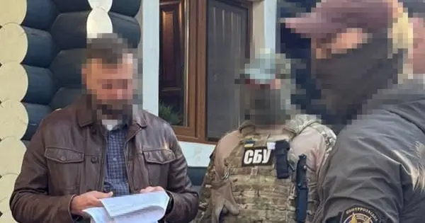Посадовець МЗС продавав росіянам українські паспорти для виїзду до ЄС