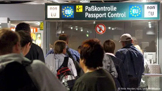 ЗМІ: в ЄС готують обмеження на пересування російських дипломатів Європою