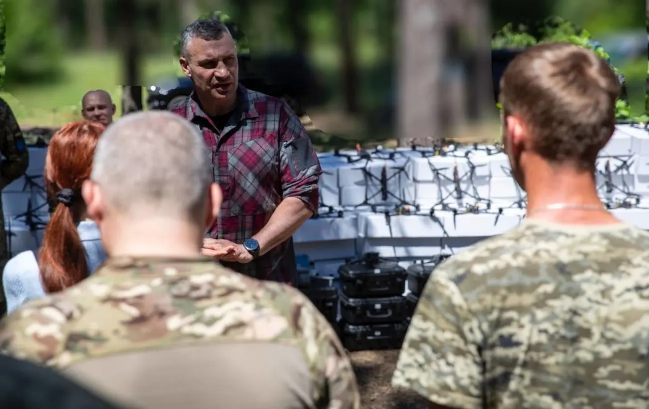 Кличко передав ще 2350 дронів від громади Києва трьом підрозділам