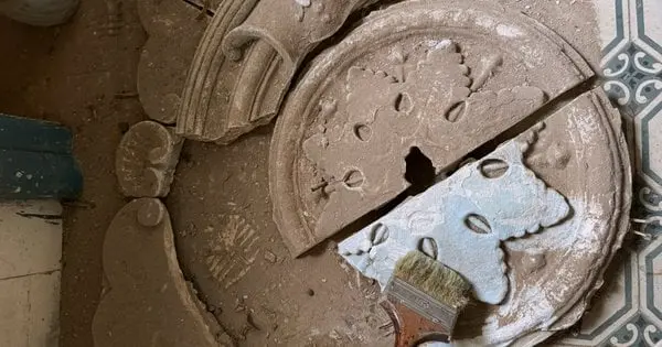 Реставратори виявили замуровані ходи у сколівському палаці Гредлів