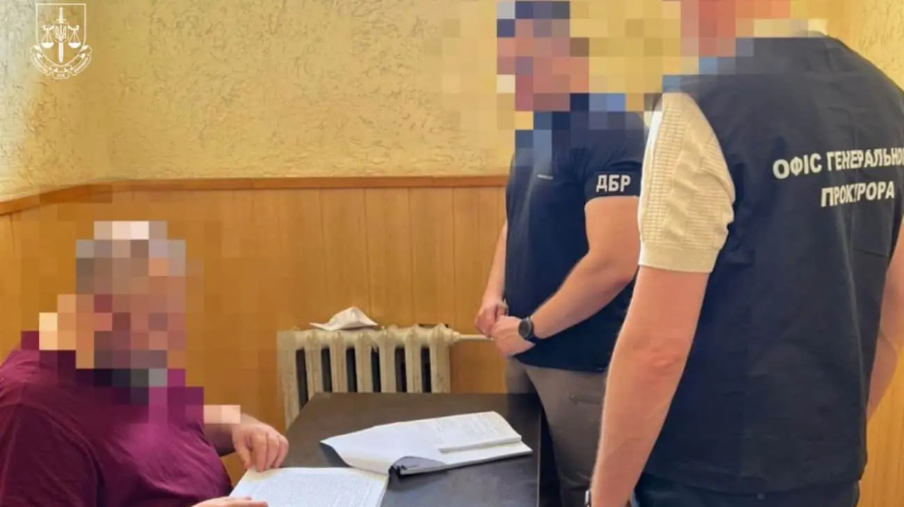 Збитки на 2 мільярди: оголосили нову підозру експосадовцю МОУ, який допоміг Гринкевичам 