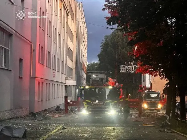 Ранковий обстріл Львова: Садовий розповів про наслідки