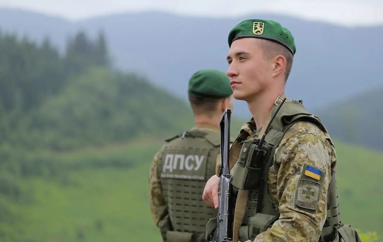 Вдарили раніше, ніж злетіли. Прикордонники знищили пункт запуску дронів РФ під Харковом