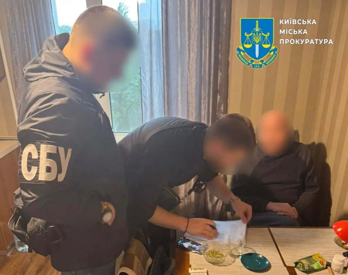У Києві ексчиновник з ветеранської політики попався на трансфері ухилянтів за кордон