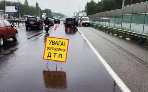 Поліцейські підбили невтішні підсумки аварійності на дорогах Київщини у травні
