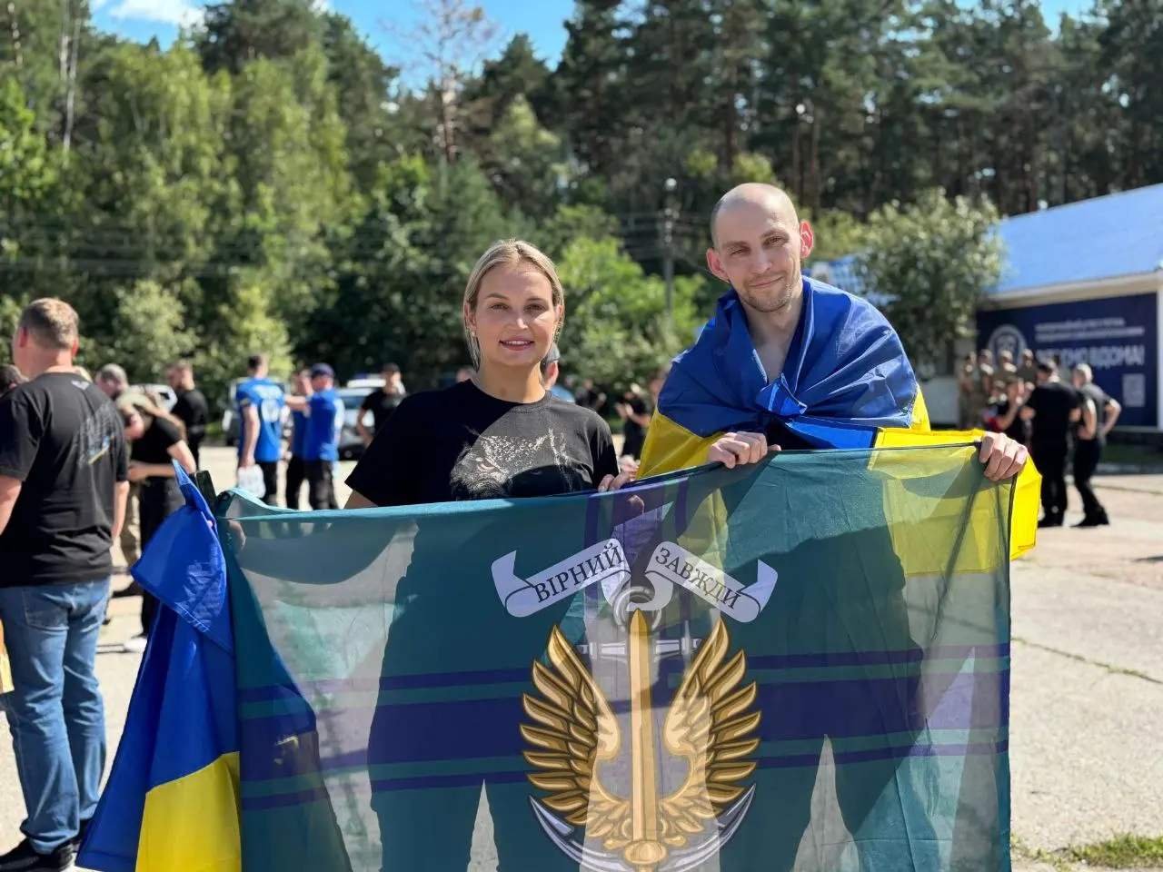 Додому з полону повернувся вінничанин, офіцер ВМС