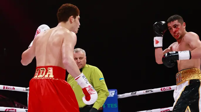 Чеботар здолав Рагімова у поєдинку за титул WBC