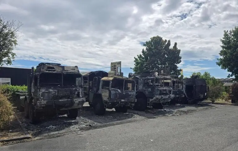 У Німеччині згоріли військові вантажівки: там розповіли, чи призначалися вони для України